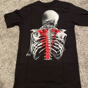 Never Broke Again VLone shirt Tried on basically new!! Size small